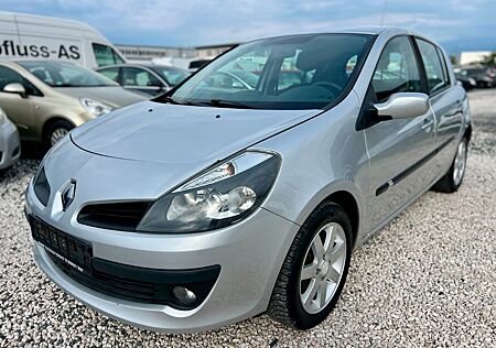 Renault Clio 1.6 III Edition/ Automatik / Tüv Neu/ AHK