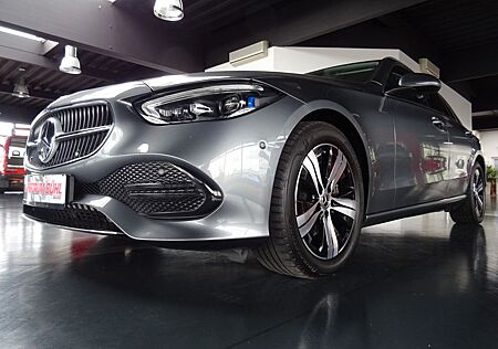 Mercedes-Benz C 220 C 220d T 4M Avantgarde/ Autom/ Navi/ LED/ Kamera