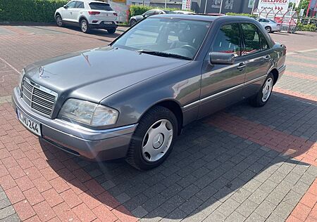 Mercedes-Benz C 180 ELEGANCE Elegance