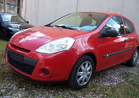 Renault Clio III YAHOO!