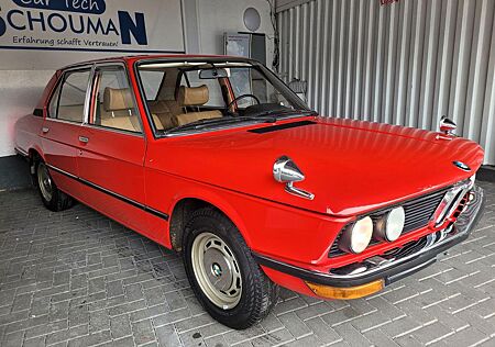 BMW 520 Traum Zustand*ROSTFREI*LEDER*wunderschöner