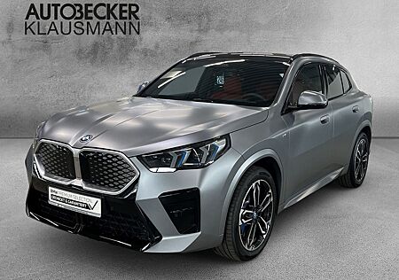 BMW iX2 eDrive20 M Sport 19'' HUD AHK-klappbar El. P