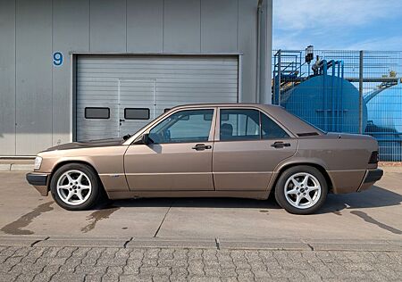 Mercedes-Benz 190 gebraucht kaufen Mercedes-Benz 190 190e E2.0 Sportline