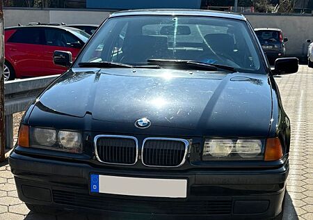BMW 316i Compact