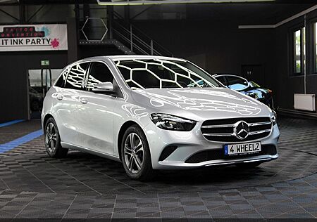 Mercedes-Benz B 220 4MATIC DCT NAVI / CAM / LEDER