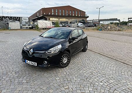 Renault Clio Paris 1.2 16V 75 Paris