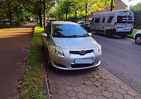 Toyota Auris 1.6-l DAB USB Freisprecheinrichtung