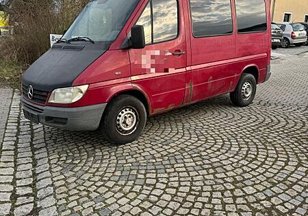 Mercedes-Benz Sprinter 211. 9 Sitzplätze Klima