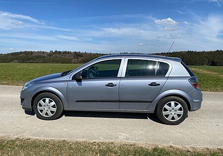 Opel Astra -H-CC 1,6 5T