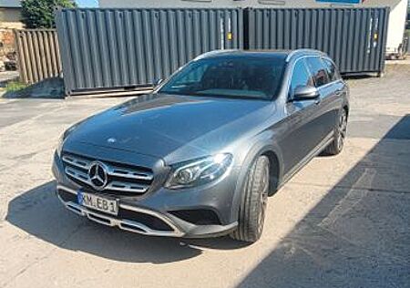 Mercedes-Benz E 220 d 4MATIC T All-Terrain Autom. All-Terrain