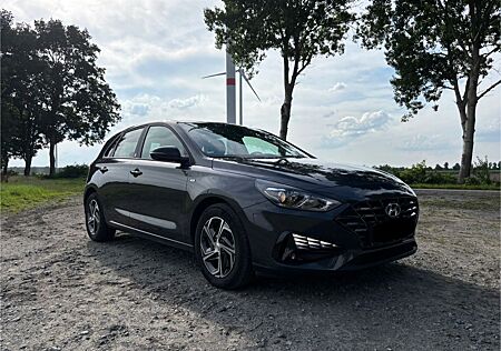 Hyundai i30 1.5 T-GDI Hybrid EDITION 30 160PS