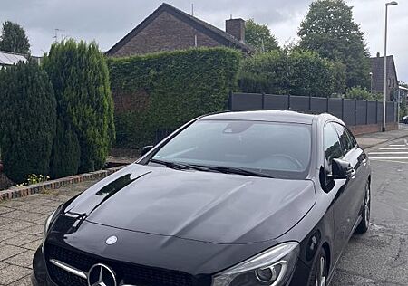 Mercedes-Benz CLA 220 Shooting Brake CLA 220 d 4MATIC DCT ...