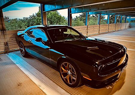 Dodge Challenger 3.6l V6 Unfallfrei