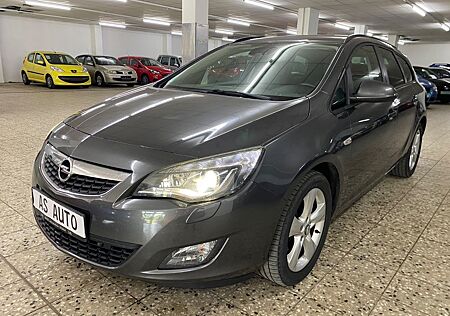 Opel Astra J Sports Tourer Design Edition Xenon Navi