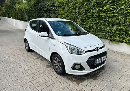 Hyundai i10 1.0 FIFA World Cup Edition