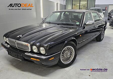 Jaguar XJ Executive 3.2 V8*SHZ*Navi*Rentnerfahrzeug*