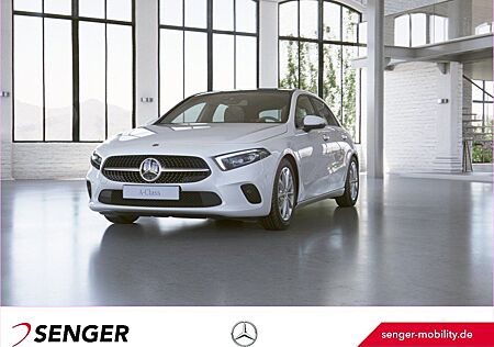 Mercedes-Benz A 180 d Style Panorama MBUX-HighEnd Carplay AHK