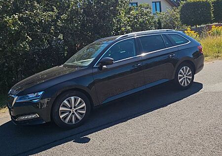 Skoda Superb 2.0 TDI SCR DSG STYLE COMBI STYLE