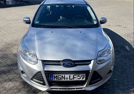 Ford Focus 1,0 EcoBoost 92kW Technisch TOP! Motor neu