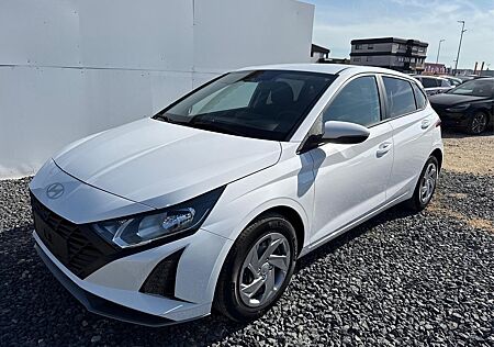Hyundai i20 COMFORT FL NAVI RFK TEMPOMAT 1.2 MPI 57,9...