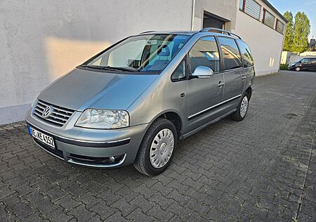 VW Sharan Volkswagen 1.9TDI 96kW 2.HAND TOP ZUSTAND GEPFLEFGT