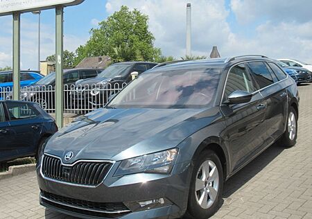 Skoda Superb Combi Ambition-NAVI-KAMERA-SHZ-DAB-2.HAND