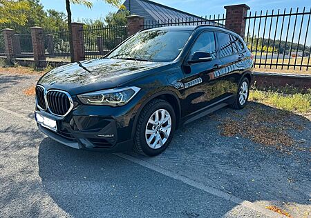 BMW X1 xDrive25e xLine Steptronic xLine Sehr gepfleg
