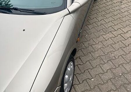Opel Vectra 1.8 16V Beauty Beaty