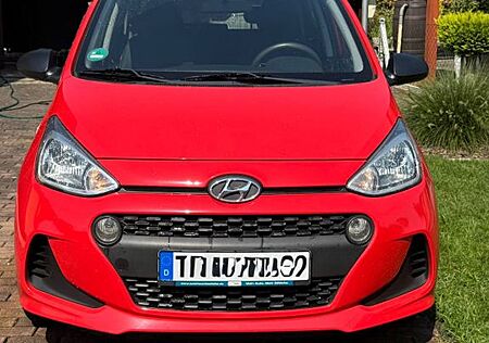 Hyundai i10 1.0 Pure TüV 03.27 Allwetterreifen