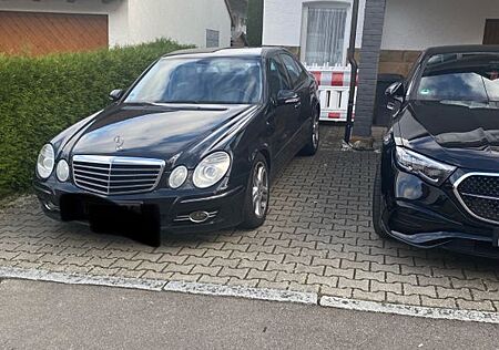 Mercedes-Benz E 220 CDI AVANTGARDE Avantgarde