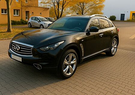 Infiniti FX 30d S