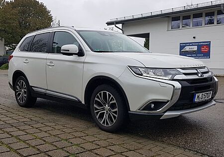 Mitsubishi Outlander 2.2 DI-D Plus ClearTec 4WD Auto Plus