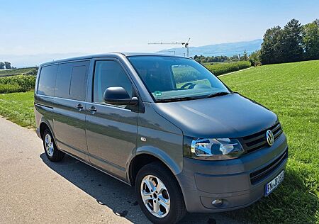 VW T5 Transporter Volkswagen T5 Camper / Van Transporter