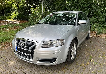 Audi A3 1.6 KLIMA | AHK | TÜV 08/26 | 8-FACH