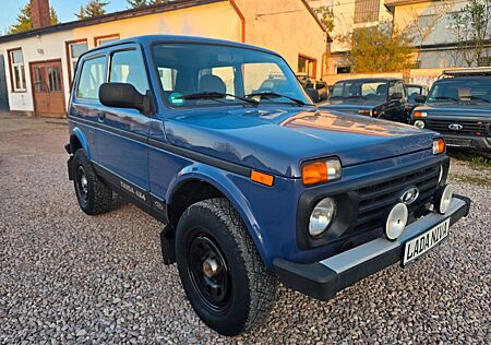 Lada Taiga Urban 4x4*AHK*TÜV 09.2026*2 Hand*