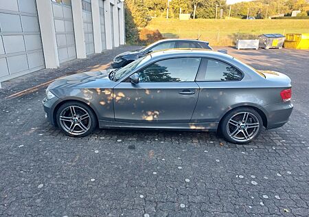BMW 120i Coupé - E82
