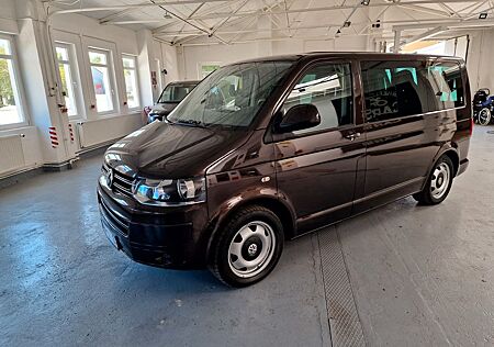VW T5 Caravelle Volkswagen 2,0 TDI, Paravan Joystick Lenkung