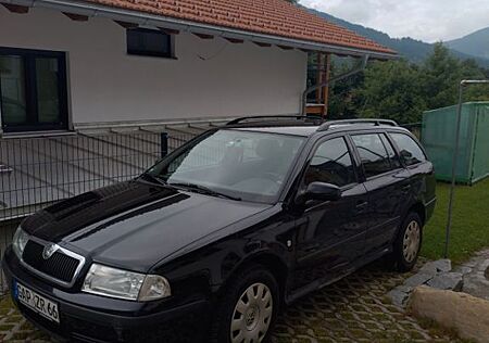 Skoda Octavia Combi 1.9 TDI 81kW Tour Tour