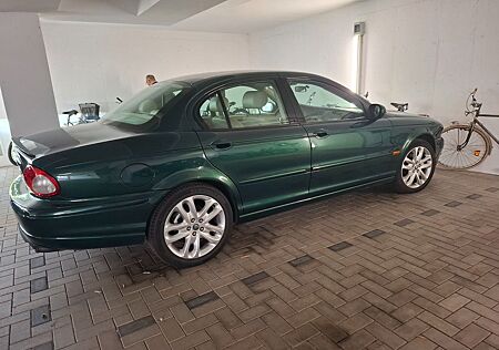 Jaguar X-Type 3 Liter V6 Classic AWD