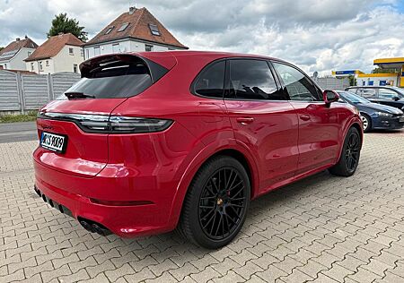 Porsche Cayenne GTS PANO AHK CHRONO MATRIX APPR. 08/26