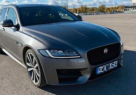 Jaguar XF 20d 180PS R-Sport Sportbrake Automatik R-...