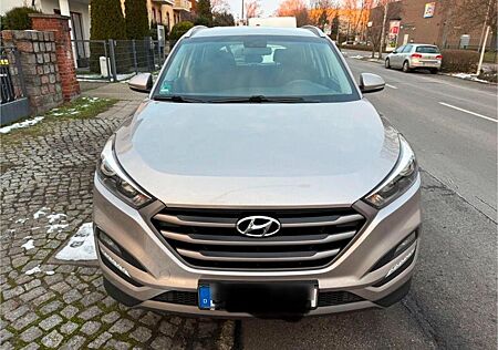 Hyundai Tucson blue 1.6 GDI Classic 2WD Classic