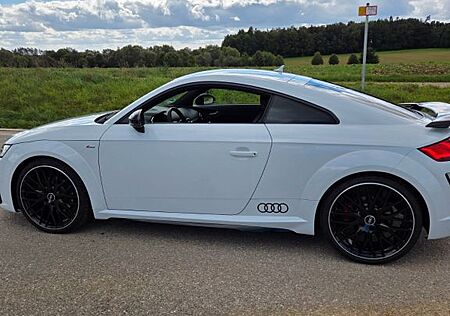 Audi TT 40 TFSI S tronic Coupe -