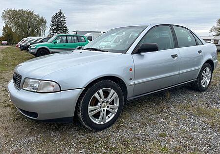 Audi A4 1,6 Lim.
