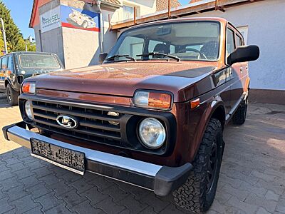 Lada Niva 4x4 AHK "Mike Sander´s" BF Goodrich