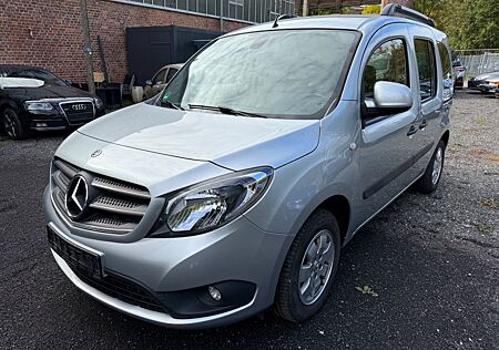 Mercedes-Benz Citan gebraucht kaufen Mercedes-Benz Citan Kombi 111 CDI lang Tourer Edition *1.Hand