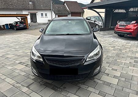 Opel Astra 1.4 87PS