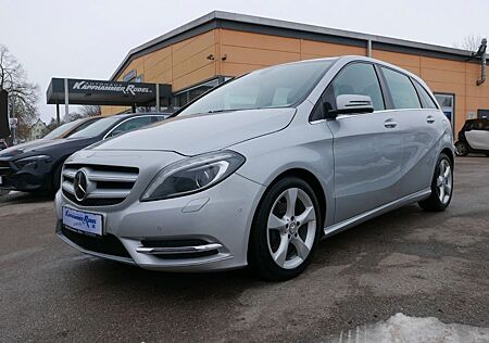 Mercedes-Benz B 200 /Leder/Navi/Sport-Paket/SHZ