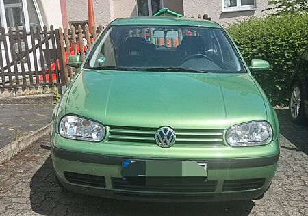 VW Golf Volkswagen 1.6 Basis