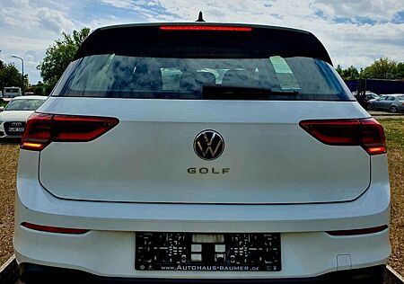VW Golf Volkswagen VIII Lim.2.0 TDI. Basis